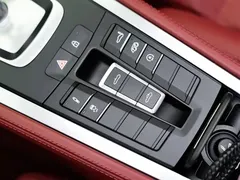 2022 Porsche 718 Boxster 2.0T — фото 23