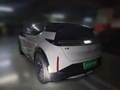 2023 Zeekr X 4WD YOU 4-seat — фото 4