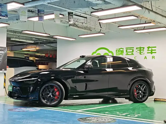 2026 Xiaomi YU7 4WD GT