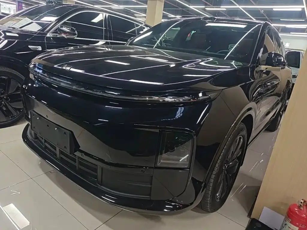 2025 Li Auto L6