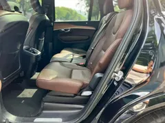 2022 Volvo XC90 7-seat, чёрный — фото 5