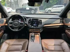 2022 Volvo XC90 7-seat, чёрный — фото 7