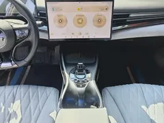 2022 BYD Seal 550km Standard Range RWD Premium, синий — фото 16
