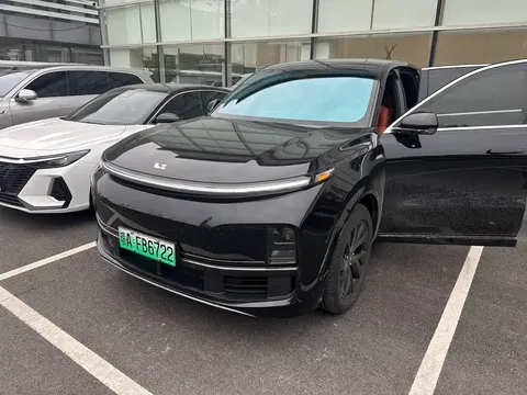 2023 Li Auto L8