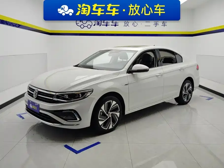 2023 Volkswagen Bora 300TSI DSG