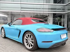 2022 Porsche 718 Boxster 2.0T, белый — фото 6