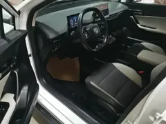 2022 MG MG4 425km Luxury, белый — фото 15