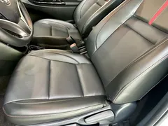 2022 Toyota Yaris L Zhixuan X 1.5L CVT Luxury Plus, белый — фото 9