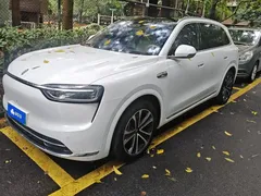 2026 Aito M7 EREV Pro+ 4WD 5-seat, белый — фото 1