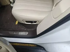 2026 Aito M7 EREV Pro+ 4WD 5-seat, белый — фото 11
