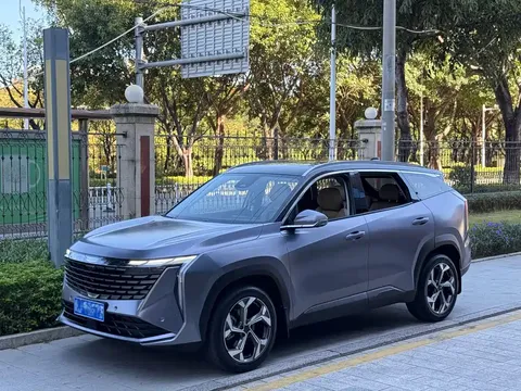 2023 Geely Atlas L 2.0TD DCT Flagship
