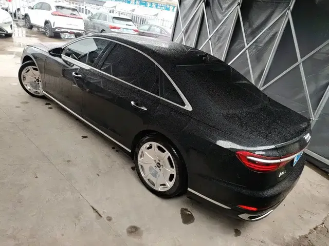 2023 Audi A8L 50 TFSI quattro Select