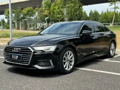 2022 Audi A6L 40 TFSI Luxury, чёрный — фото 1