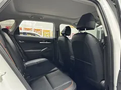 2023 Kia Seltos 1.5L CVT Luxury, белый — фото 11