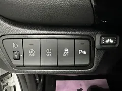 2023 Kia Seltos 1.5L CVT Luxury, белый — фото 17