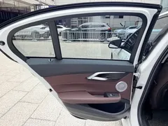 2021 BMW 1 Series 120i M Sport, белый — фото 9