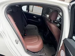 2021 BMW 1 Series 120i M Sport, белый — фото 12