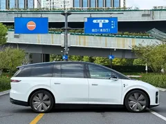 2026 Li Auto i9 Home, белый — фото 15