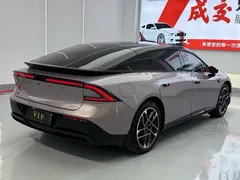 2024 Xpeng P7+ Long Range Max — фото 13