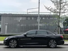 2022 Audi A6L 45 TFSI quattro Select Sport, чёрный — фото 3