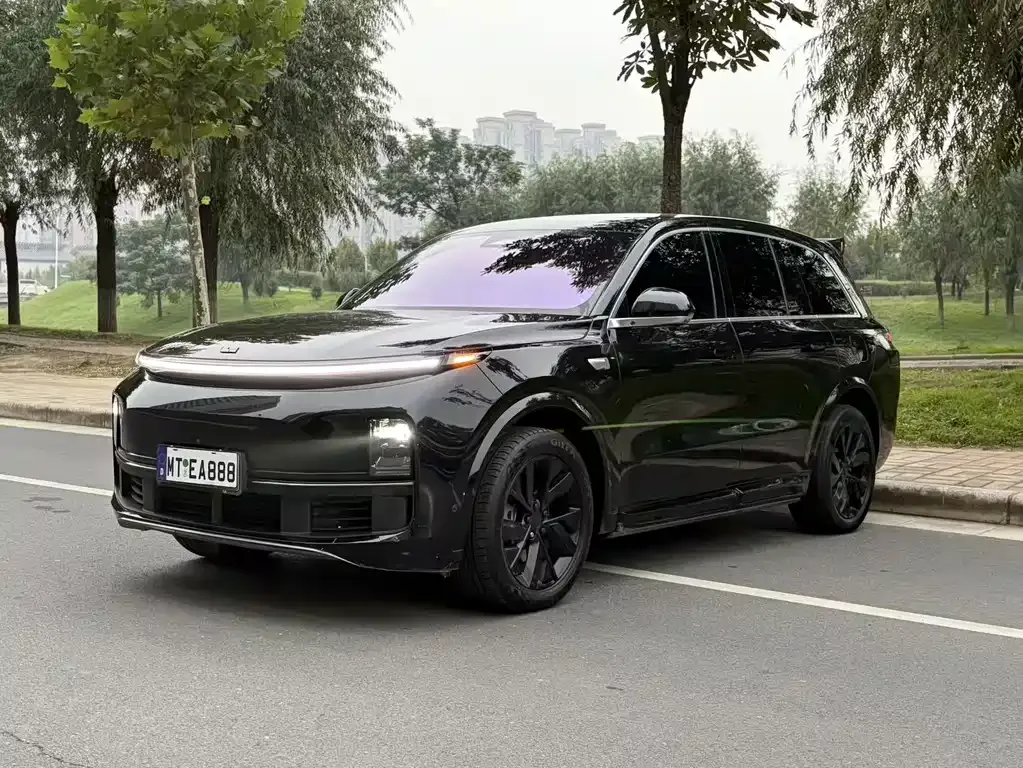 2024 Li Auto L8