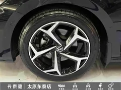 2023 Volkswagen Passat 330TSI Luxury, чёрный — фото 10