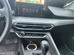 2021 Changan Eado PLUS 1.6L GDI MT Elite, белый — фото 6