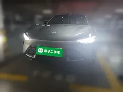 2025 Xiaomi YU7 RWD Long Range — фото 2