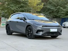 2026 Leapmotor Lafa5 515 Pro — фото 3