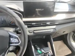 2021 Geely Vision X3 1.5L CVT Premium, белый — фото 11