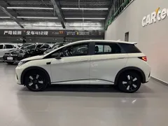 2025 BYD Dolphin Smart Driving 410km Fashion — фото 8