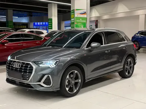 2021 Audi Q3 35 TFSI Fashion Sport