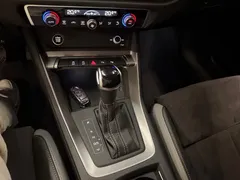 2021 Audi Q3 35 TFSI Fashion Sport — фото 14
