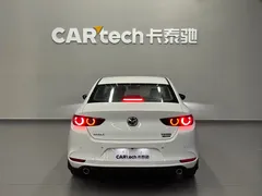 2021 Mazda 3 2.0L AT, белый — фото 5