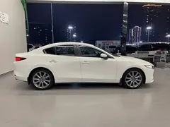 2021 Mazda 3 2.0L AT, белый — фото 7