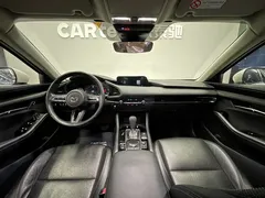 2021 Mazda 3 2.0L AT, белый — фото 9