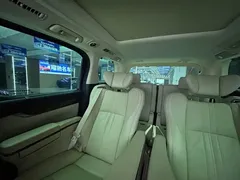 2021 Toyota Vellfire Hybrid 2.5L HV Premium, белый — фото 13