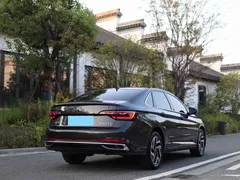 2023 Volkswagen Sagitar 300TSI DSG — фото 4