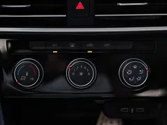 2023 Volkswagen Sagitar 300TSI DSG — фото 10