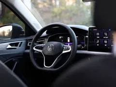 2023 Volkswagen Sagitar 300TSI DSG — фото 25