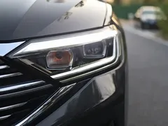 2023 Volkswagen Sagitar 300TSI DSG — фото 31