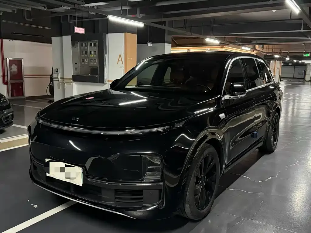 2023 Li Auto L8