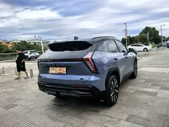 2023 Geely Atlas L 2.0TD DCT Flagship, синий — фото 10