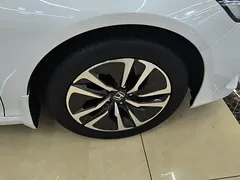 2022 Honda Accord 2.0L Hybrid, белый — фото 6
