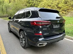 2022 BMW X5 30Li Premium M Sport Package, чёрный — фото 5