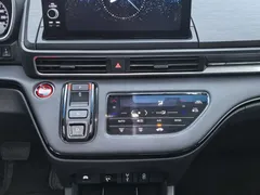 2022 Honda Elysion 2.0L e:HEV Comfort, белый — фото 11