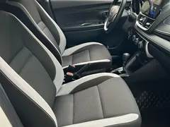2021 Toyota Yaris L Zhixuan 1.5L CVT Leading, белый — фото 8