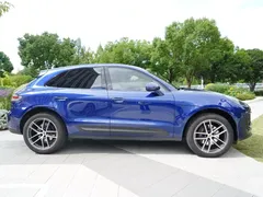 2022 Porsche Macan 2.0T, синий — фото 13