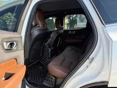 2023 Volvo XC60 T8 PHEV Long Range 4WD Luxury, белый — фото 5