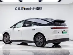 2025 Li Auto i8 Standard, белый — фото 4